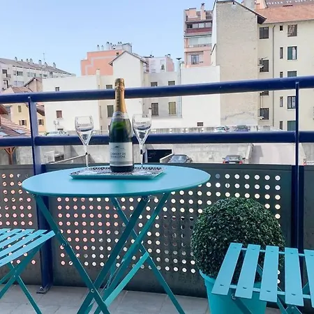 شقة La Pepite D'annecy - Hyper Centre & Au Calme & Balcon *