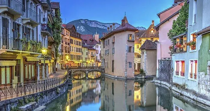 La Pepite D'annecy - Hyper Centre & Au Calme & Balcon